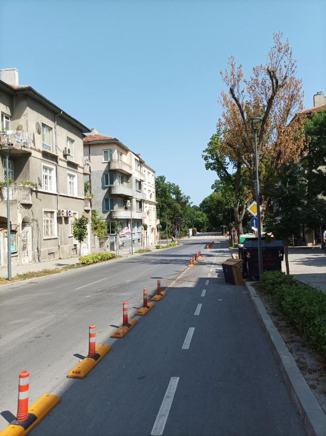 Jazz & Wine - Luxury Apartment By The Sea & Parking & Hbo & Netflix Varna Exterior photo