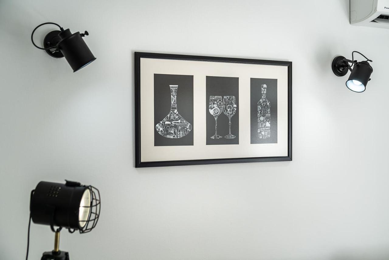 Jazz & Wine - Luxury Apartment By The Sea & Parking & Hbo & Netflix Varna Exterior photo