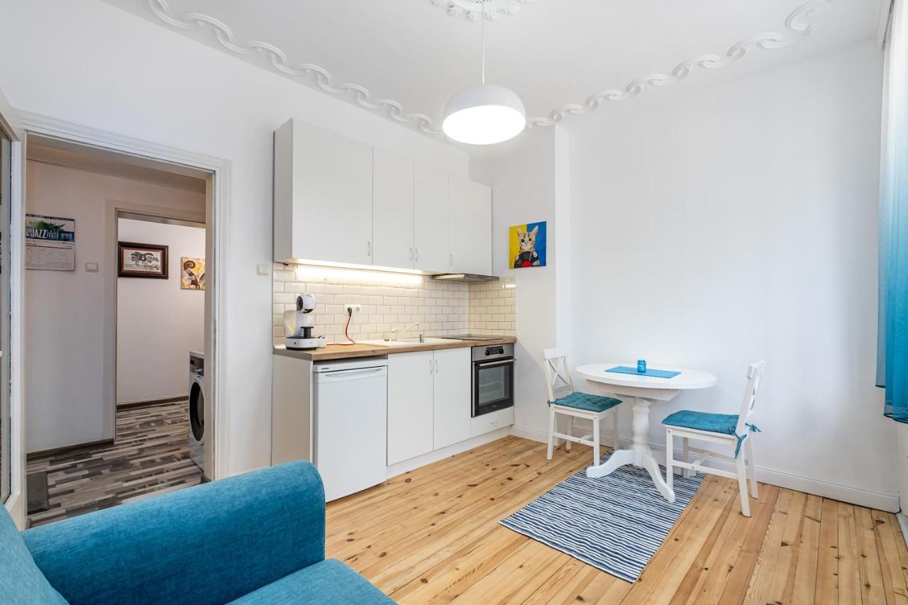 Jazz & Wine - Luxury Apartment By The Sea & Parking & Hbo & Netflix Varna Exterior photo