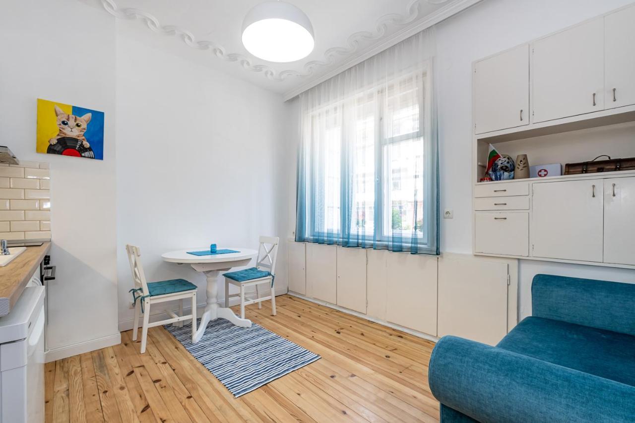 Jazz & Wine - Luxury Apartment By The Sea & Parking & Hbo & Netflix Varna Exterior photo